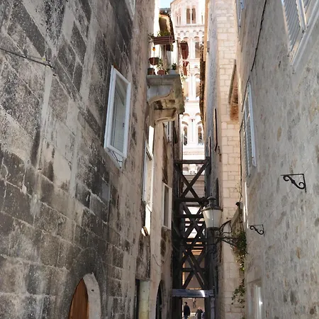 Largo In The Heart Of Diocletian Palace * Spalato