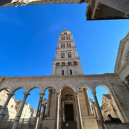 Largo In The Heart Of Diocletian Palace * Split