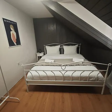 Largo In The Heart Of Diocletian Palace Apartment *